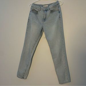 Mom jeans